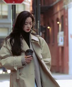 #GSNH 914	Khi Con Mèo Xoay Người