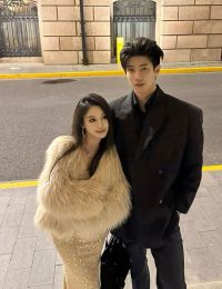 #TTTY 1033	Két Sắt Trong Phòng Tân Hôn