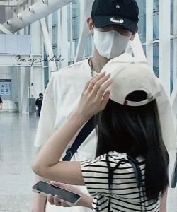 #TTTY 920	CHUYẾN BAY TRỄ HAI NĂM