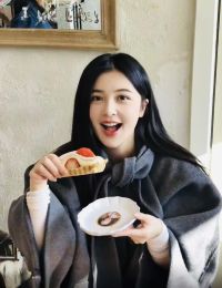 TỔNG TÀI TỰ TI
