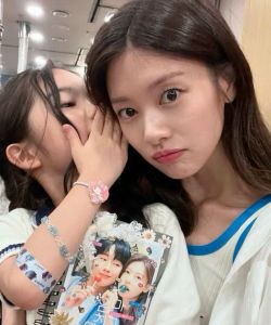 #GSNH 896	BÀ NỘI CÓ KHẢ NĂNG TIÊN TRI